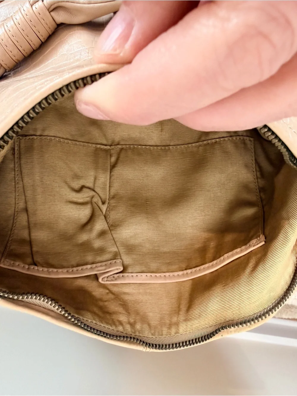 BCBGMaxAzria Vintage Beige Croc-Embossed Hobo Bag OS